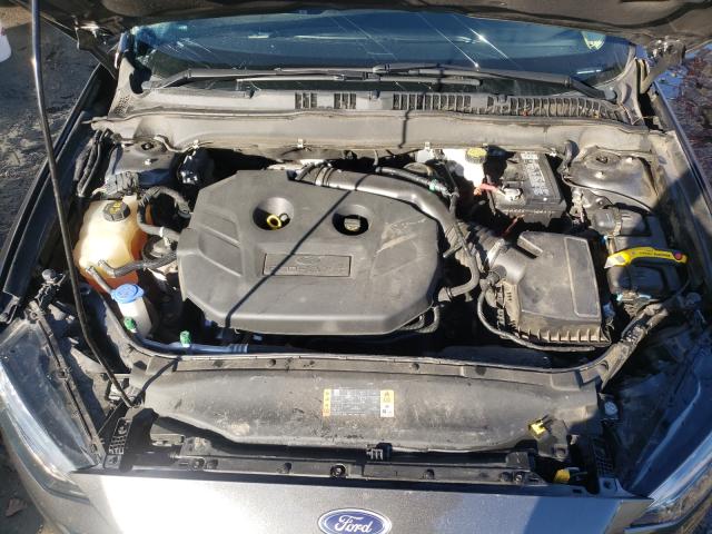 Photo 7 from auction – 2017 FORD FUSION SE with VIN 3FA6P0T98HR197582