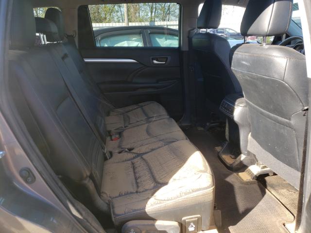 Photo 6 from auction – 2017 TOYOTA HIGHLANDER with VIN 5TDJZRFH9HS359917