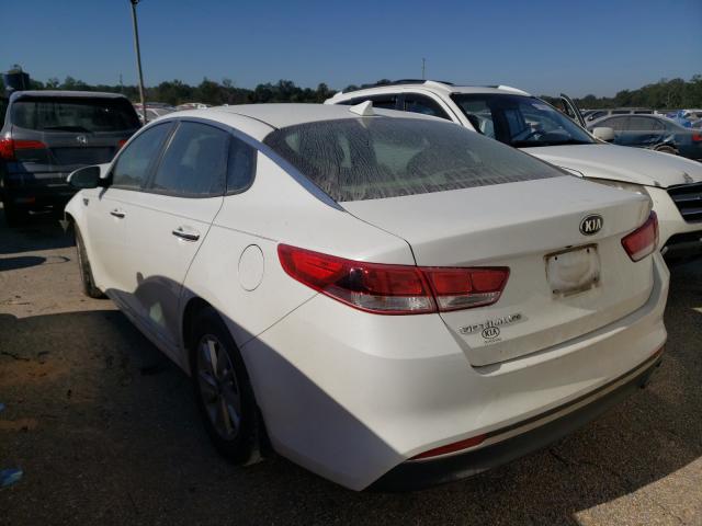 Photo 3 from auction – 2017 KIA OPTIMA LX with VIN 5XXGT4L33HG169703