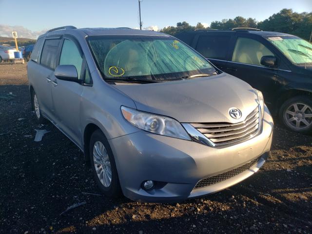 TOYOTA SIENNA XLE 2017 with VIN 5TDYZ3DC0HS773171 - Photo from auction