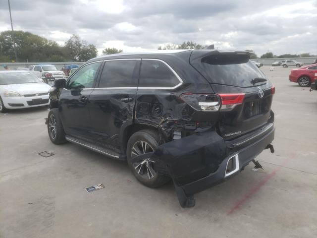 Photo 3 from auction – 2017 TOYOTA HIGHLANDER with VIN 5TDYZRFH7HS211134