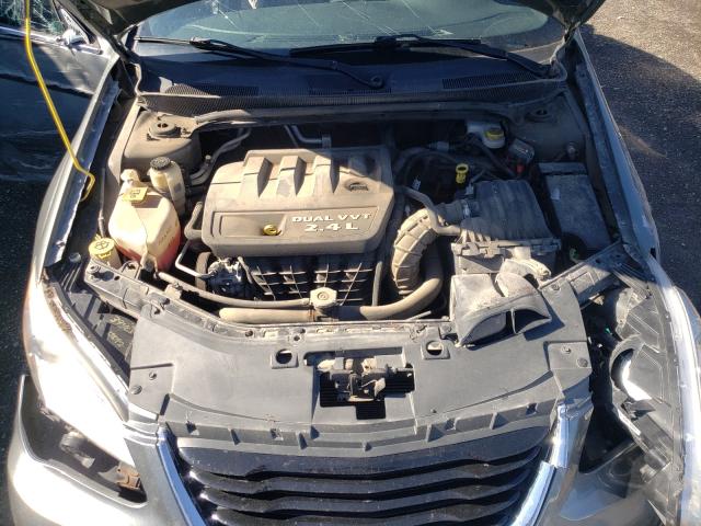 Photo 7 from auction – 2012 CHRYSLER 200 LX with VIN 1C3CCBAB1CN282905