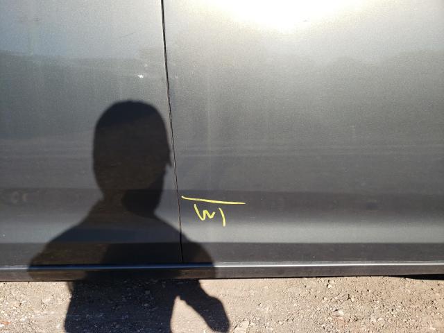 Photo 9 from auction – 2011 TOYOTA SIENNA XLE with VIN 5TDYK3DC0BS061058