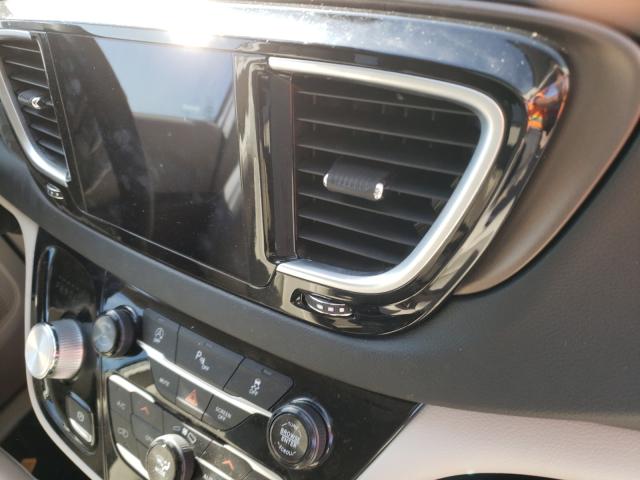 Photo 9 from auction – 2018 CHRYSLER PACIFICA T with VIN 2C4RC1EG2JR260790