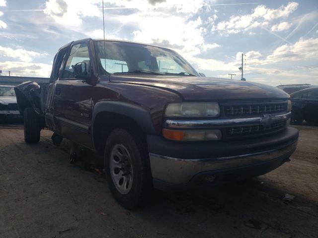 CHEVROLET SILVERADO 2000 with VIN 1GCEK19V6YZ186249 - Photo from auction