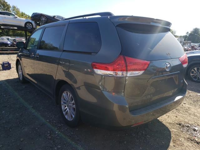 Photo 3 from auction – 2011 TOYOTA SIENNA XLE with VIN 5TDYK3DC0BS061058