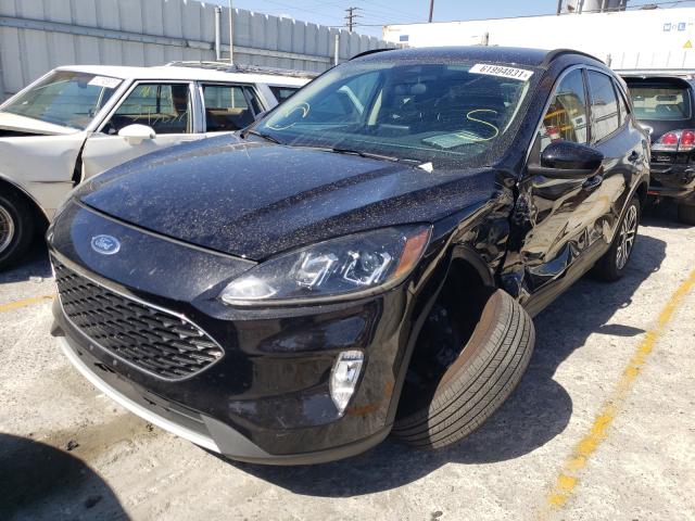 Photo 2 from auction – 2020 FORD ESCAPE SEL with VIN 1FMCU9H64LUB22951