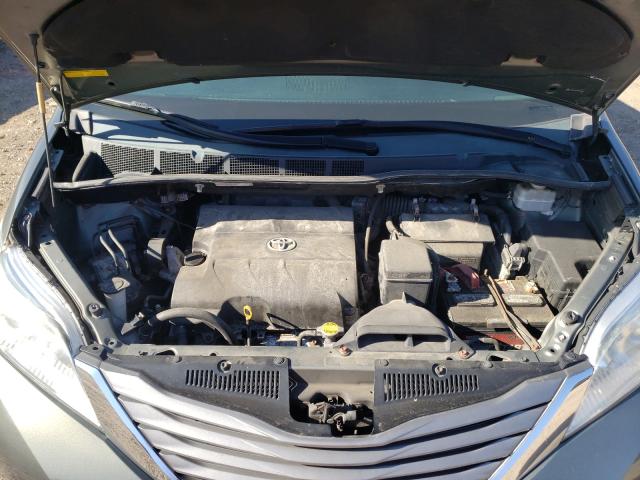 Photo 7 from auction – 2011 TOYOTA SIENNA XLE with VIN 5TDYK3DC0BS061058