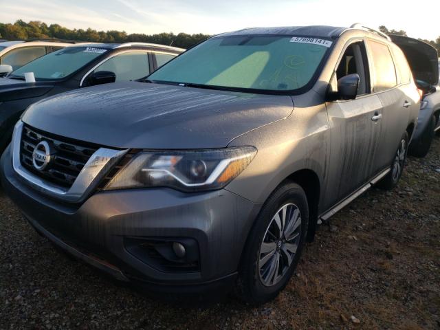 Photo 2 from auction – 2017 NISSAN PATHFINDER with VIN 5N1DR2MN1HC668579