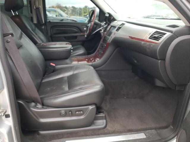 Photo 5 from auction – 2012 CADILLAC ESCALADE E with VIN 1GYS4HEF2CR187406