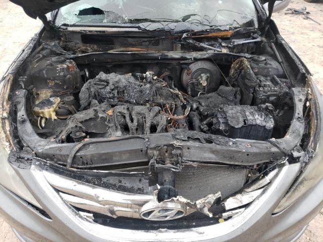 Photo 7 from auction – 2011 HYUNDAI SONATA SE with VIN 5NPEC4ACXBH059107