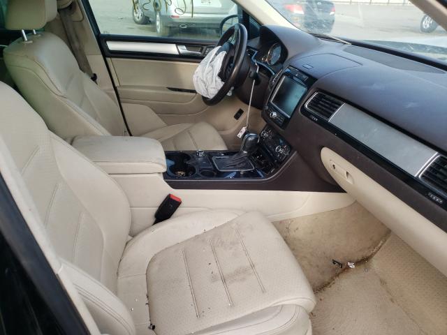 Photo 5 from auction – 2011 VOLKSWAGEN TOUAREG V6 with VIN WVGFF9BP4BD001053