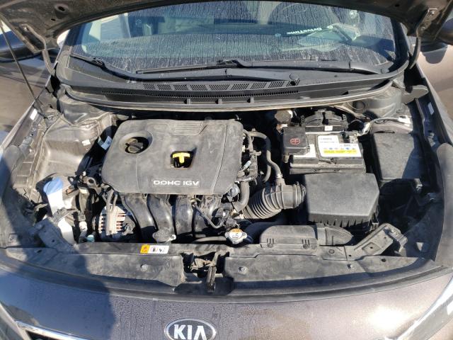 Photo 7 from auction – 2018 KIA FORTE LX with VIN 3KPFL4A71JE212273