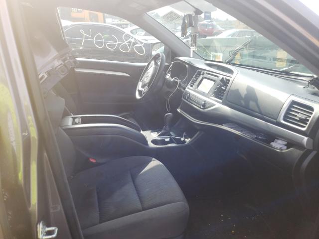 Photo 5 from auction – 2015 TOYOTA HIGHLANDER with VIN 5TDZKRFHXFS102558