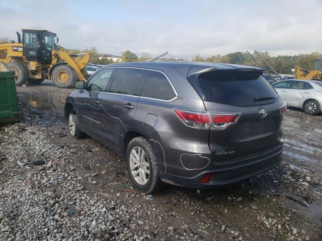 Photo 3 from auction – 2015 TOYOTA HIGHLANDER with VIN 5TDZKRFHXFS102558