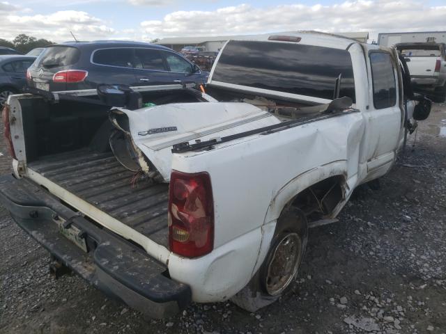 Photo 4 from auction – 2003 CHEVROLET SILVERADO with VIN 1GCHC29U23E240332