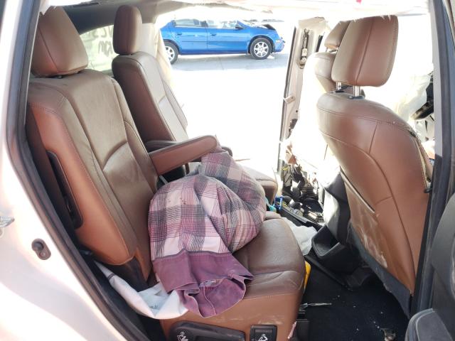 Photo 6 from auction – 2017 TOYOTA HIGHLANDER with VIN 5TDDGRFH4HS021098