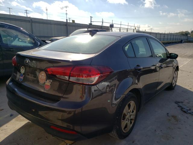 Photo 4 from auction – 2018 KIA FORTE LX with VIN 3KPFL4A71JE212273