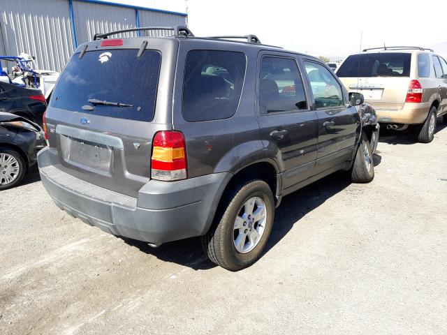 Photo 4 from auction – 2006 FORD ESCAPE XLT with VIN 1FMYU03106KB17758