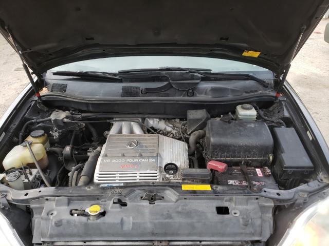 Photo 7 from auction – 2001 LEXUS RX 300 with VIN JTJGF10U510101717