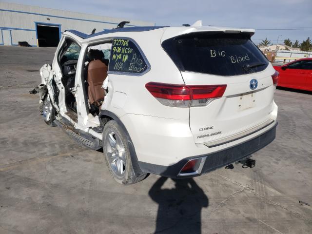 Photo 3 from auction – 2017 TOYOTA HIGHLANDER with VIN 5TDDGRFH4HS021098