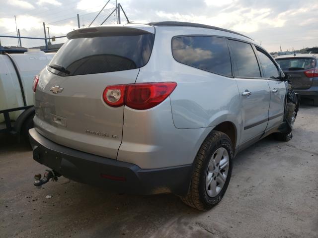 Photo 4 from auction – 2011 CHEVROLET TRAVERSE L with VIN 1GNKVEED0BJ101451