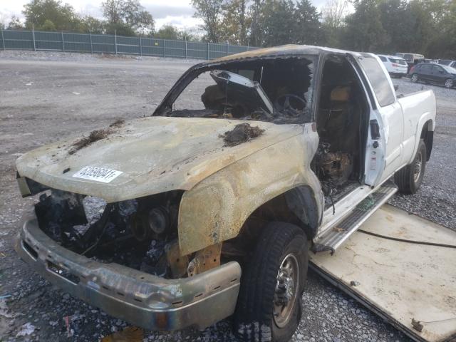 Photo 2 from auction – 2003 CHEVROLET SILVERADO with VIN 1GCHC29U23E240332