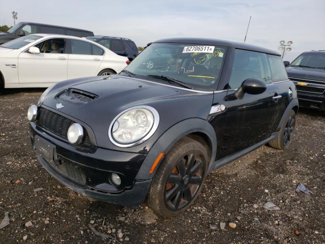 Photo 2 from auction – 2010 MINI COOPER S with VIN WMWMF7C59ATW88626