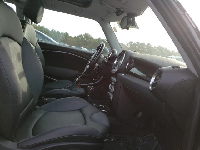 Photo 5 from auction – 2010 MINI COOPER S with VIN WMWMF7C59ATW88626