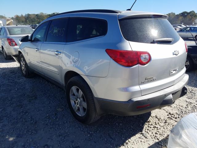 Photo 3 from auction – 2010 CHEVROLET TRAVERSE L with VIN 1GNLRGEDXAS106539