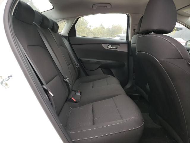 Photo 6 from auction – 2021 KIA FORTE FE with VIN 3KPF24AD1ME357746