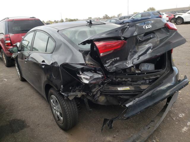 Photo 3 from auction – 2017 KIA FORTE LX with VIN 3KPFK4A76HE078759