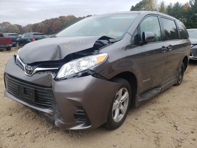 Photo 2 from auction – 2020 TOYOTA SIENNA LE with VIN 5TDKZ3DC7LS077888