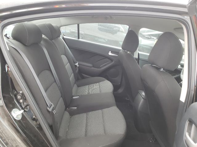 Photo 6 from auction – 2017 KIA FORTE LX with VIN 3KPFK4A76HE078759