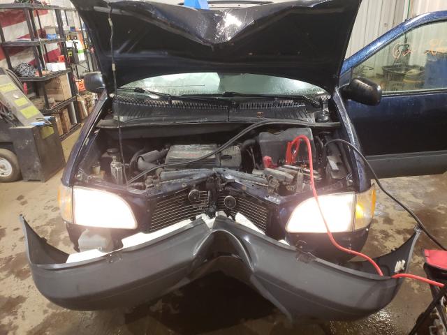 Photo 7 from auction – 2002 TOYOTA SIENNA CE with VIN 4T3ZF19C22U492750