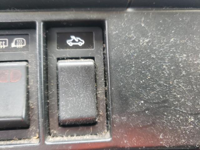 Photo 10 from auction – 1993 VOLVO 940 with VIN YV1JS8805P0133746