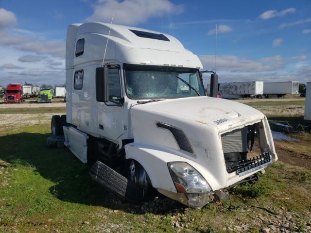 Photo 1 from auction – 2010 VOLVO VN VNL with VIN 4V4NC9EJXAN292302