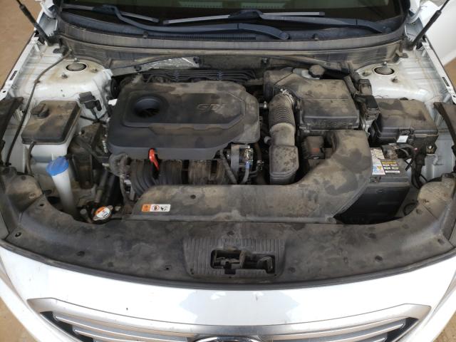 Photo 7 from auction – 2017 HYUNDAI SONATA SE with VIN 5NPE24AF2HH572311