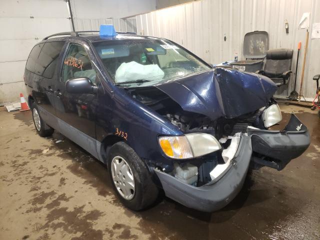 TOYOTA SIENNA CE 2002 with VIN 4T3ZF19C22U492750 - Photo from auction