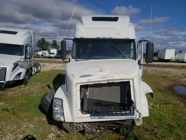 Photo 9 from auction – 2010 VOLVO VN VNL with VIN 4V4NC9EJXAN292302