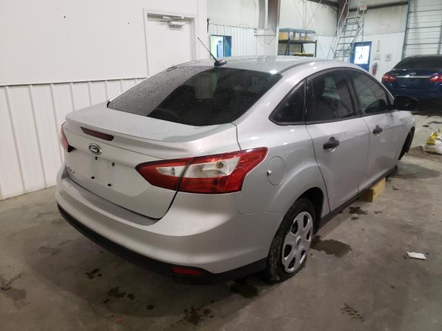 Photo 4 from auction – 2012 FORD FOCUS S with VIN 1FAHP3E22CL215334