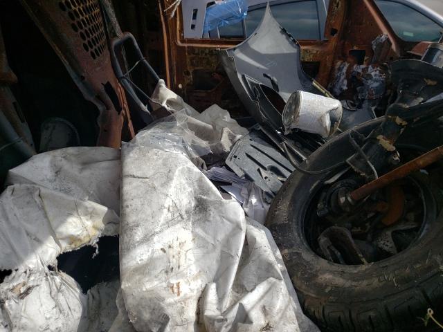 Photo 5 from auction – 2004 CHEVROLET EXPRESS G2 with VIN 1GCGG25V241205605