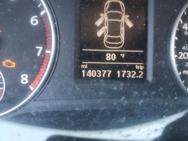 Photo 8 from auction – 2013 VOLKSWAGEN PASSAT SEL with VIN 1VWCH7A38DC032185
