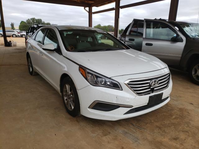 HYUNDAI SONATA SE 2017 with VIN 5NPE24AF2HH572311 - Photo from auction