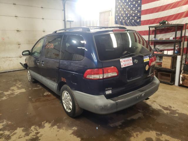 Photo 3 from auction – 2002 TOYOTA SIENNA CE with VIN 4T3ZF19C22U492750