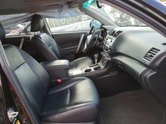 Photo 5 from auction – 2013 TOYOTA HIGHLANDER with VIN 5TDBK3EH8DS196579