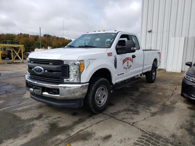 Photo 2 from auction – 2017 FORD F350 SUPER with VIN 1FT8X3BT4HEB66849