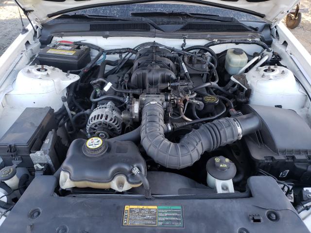 Photo 7 from auction – 2006 FORD MUSTANG with VIN 1ZVFT80NX65219147