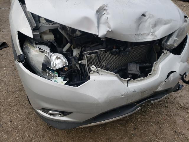 Photo 9 from auction – 2016 NISSAN ROGUE S with VIN 5N1AT2MV6GC826014