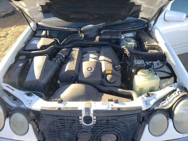 Photo 7 from auction – 1998 MERCEDES-BENZ E 320 4MAT with VIN WDBJF82F3WX004979